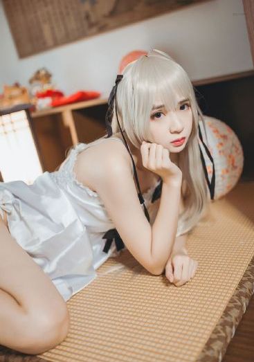 娇妻被淫