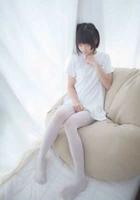 蜜桃大片大片免费播放器