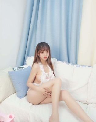 张柏芝早期三级在线播放