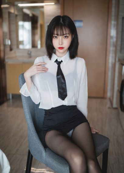 姜汉娜朋友2