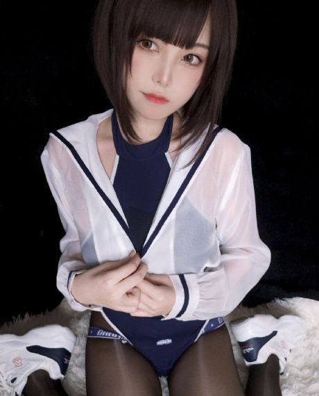 动漫后宫露营