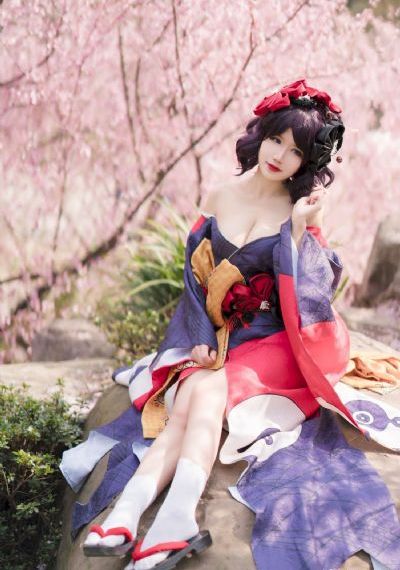 美丽的姑娘播放视频完整版