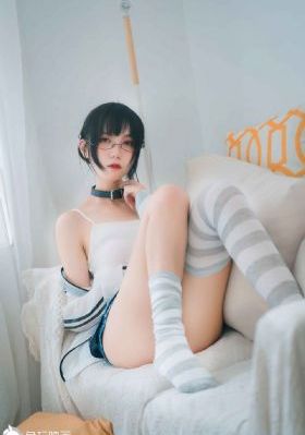 她很漂亮韩剧高清在线观看