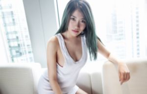 饭山香织