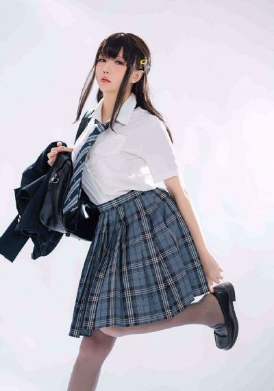 美丽的姑娘在线播放完整版
