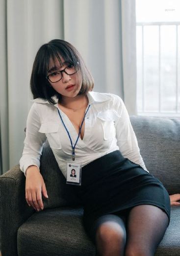 学生眼中的女老师在线