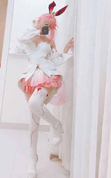 《睡美人》完整版在线观看