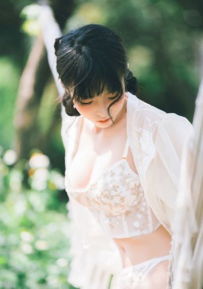 韩国电影年轻的妈妈在线观看