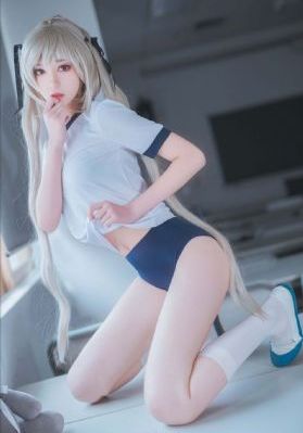 潘金莲三级野外