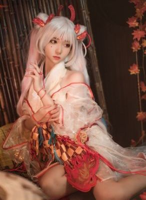 《隔壁女邻居》完整版